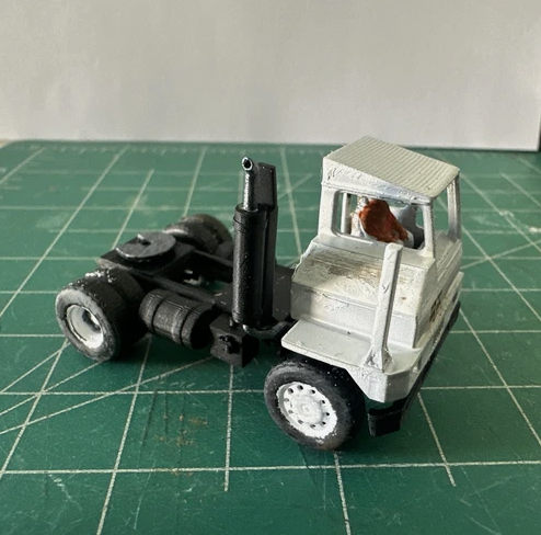 UTR Container Truck
