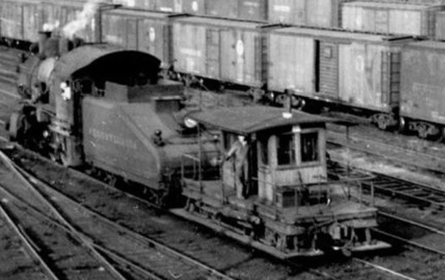 PRR Pennsylvania Railroad S-5 Poling Car / Poking Car