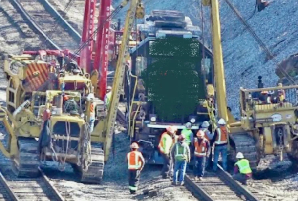 Dozer Cat 583 Pipe Layer Derail Rescue