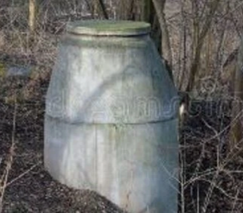 Manhole Kit with Custom Lids