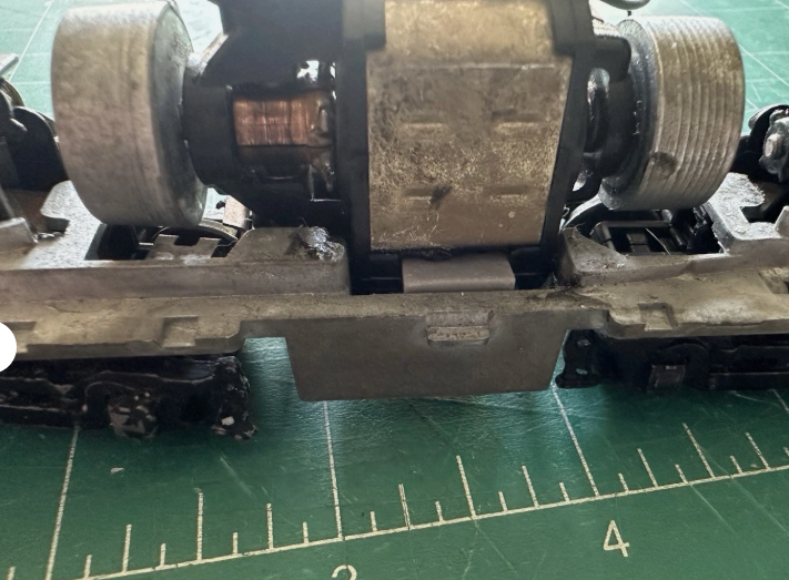 Athearn Replacement 3d Printed Motor Mounts and Screws