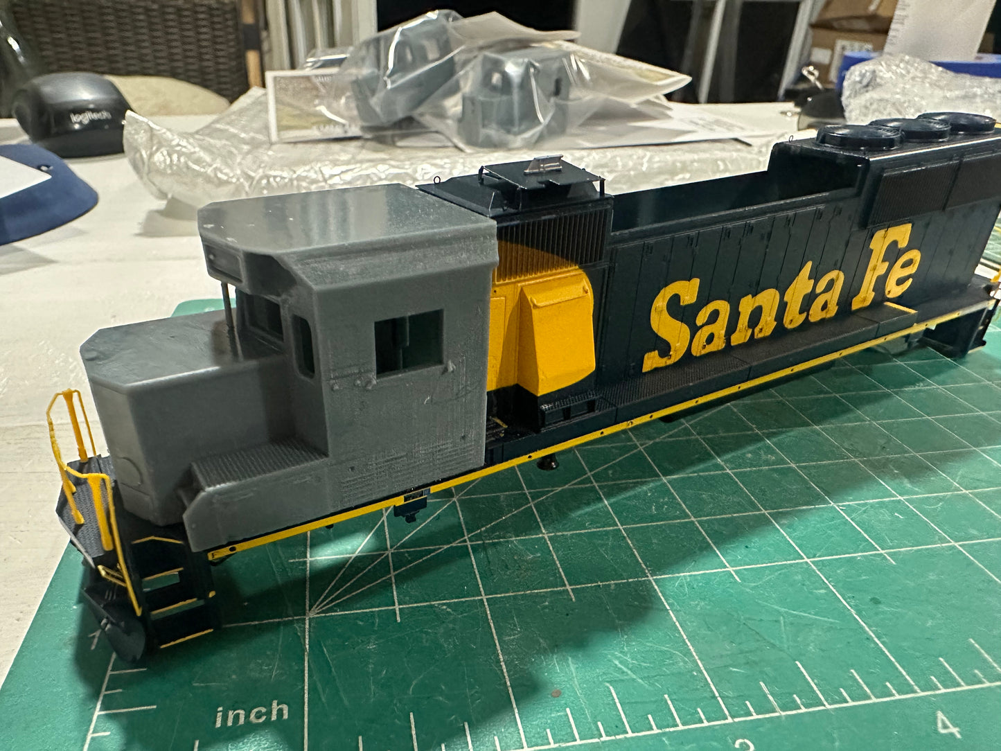 SD40 - 3 Cab only - CSX