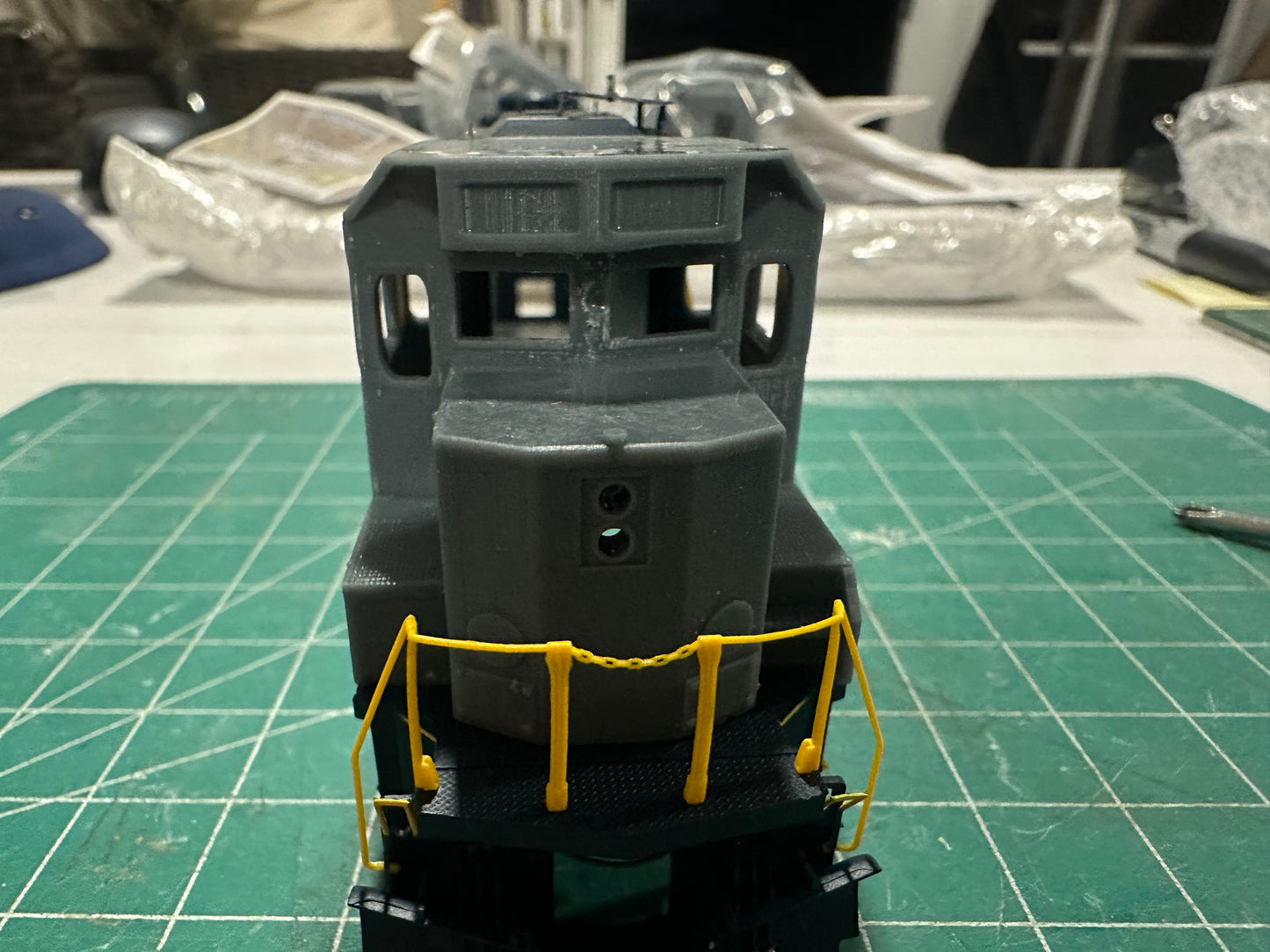 SD40 - 3 Cab only - CSX