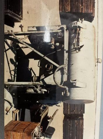 Locomotive Accessory Rack