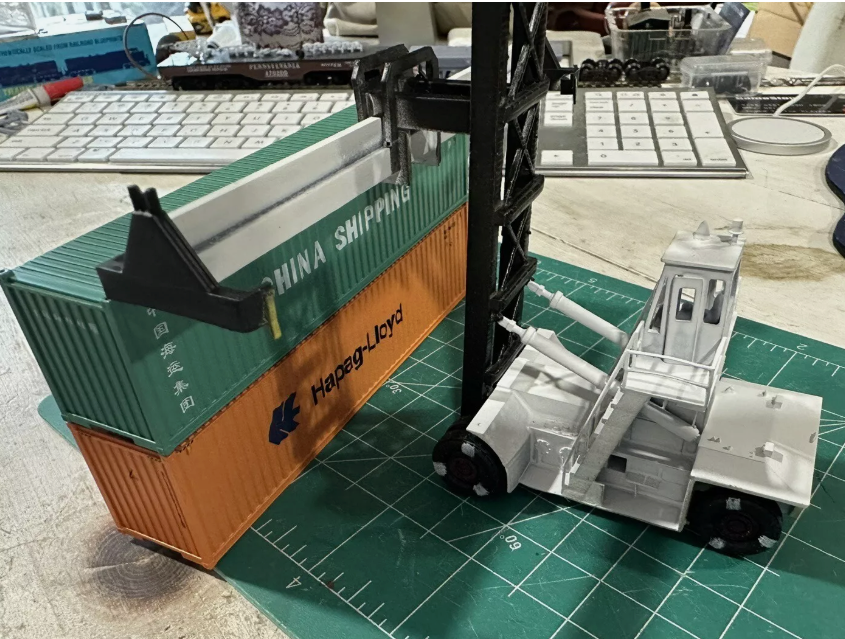 Top Frame Handler Machine Top Handler - for 40 foot Container – Earnest Trains